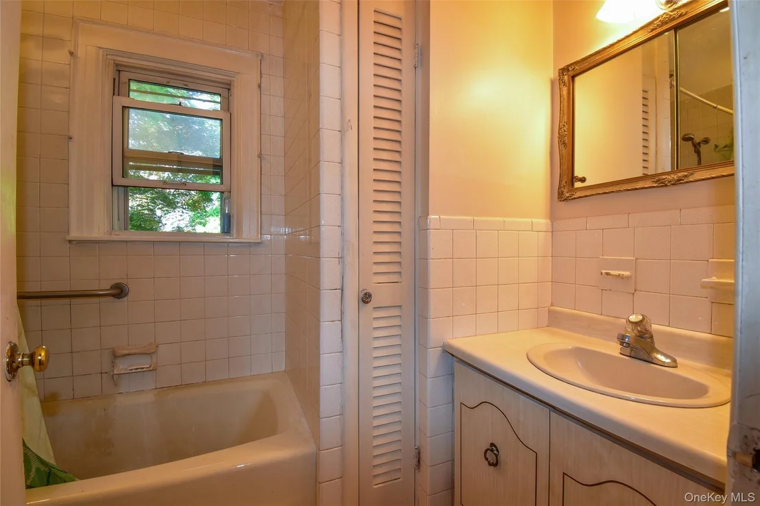 Photo of 82 Cherry Road