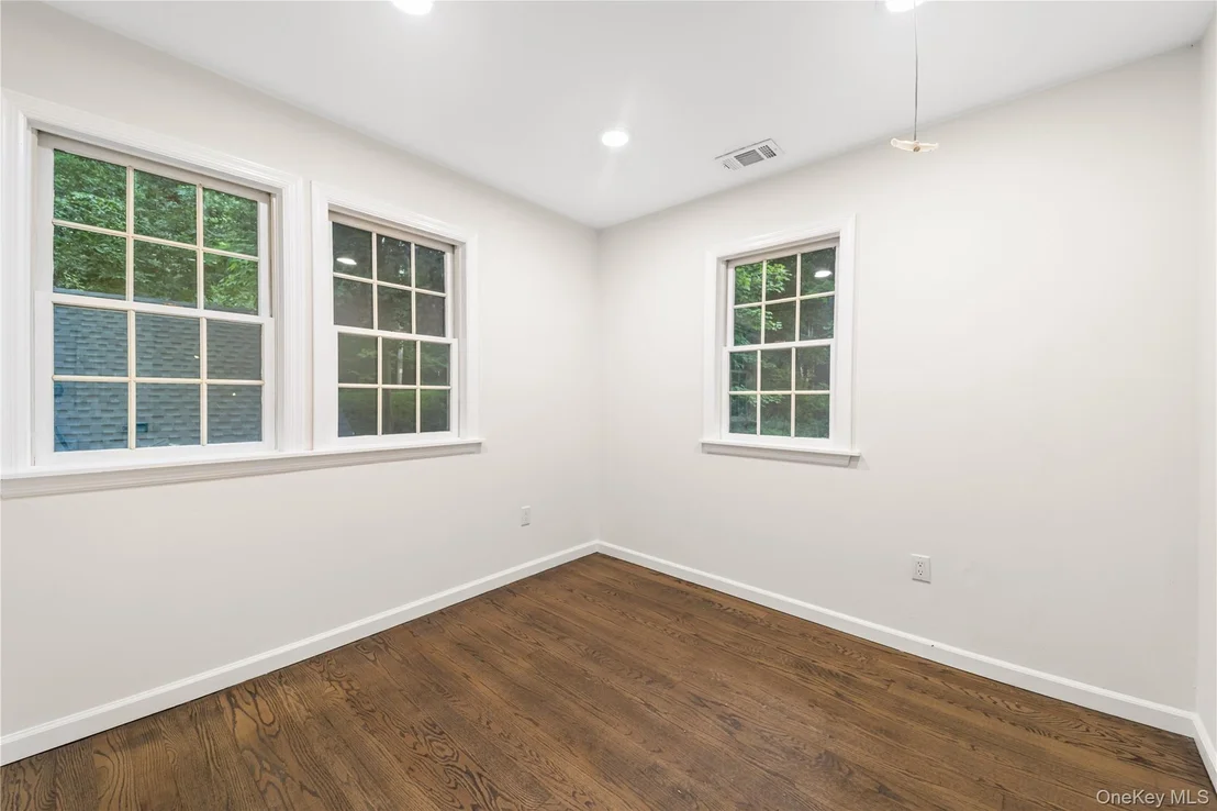 Photo of 17 Ridge Way