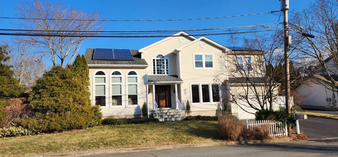 Photo of 17 Knollcrest Road