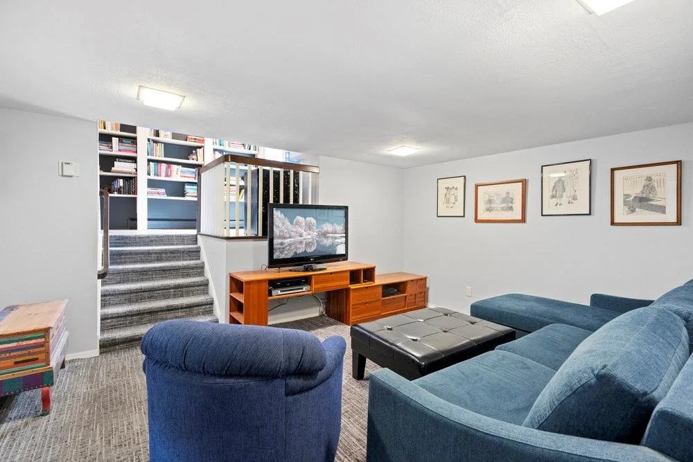 Photo of 30 Flower Lane