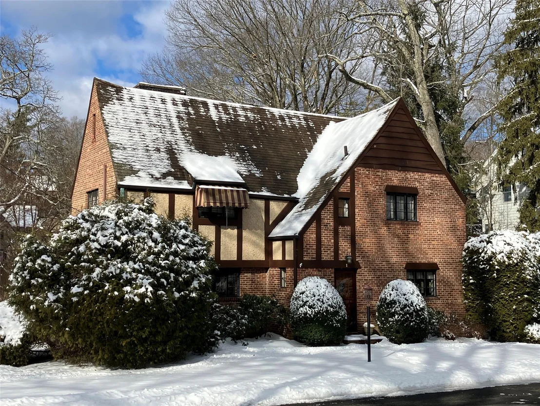 Photo of 1 Northminster Drive