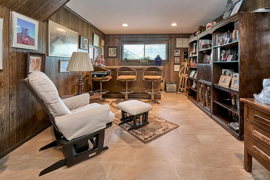 Photo of 1067 Ashley Drive