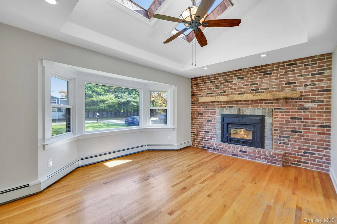 Photo of 200 Southern Boulevard
