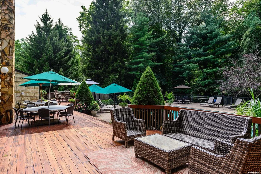 Photo of 4 Summerwind Drive