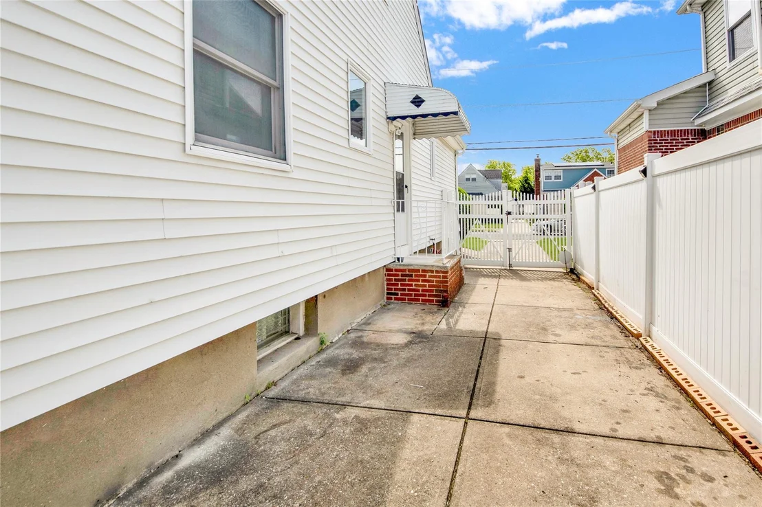 Photo of 21 Irving Street
