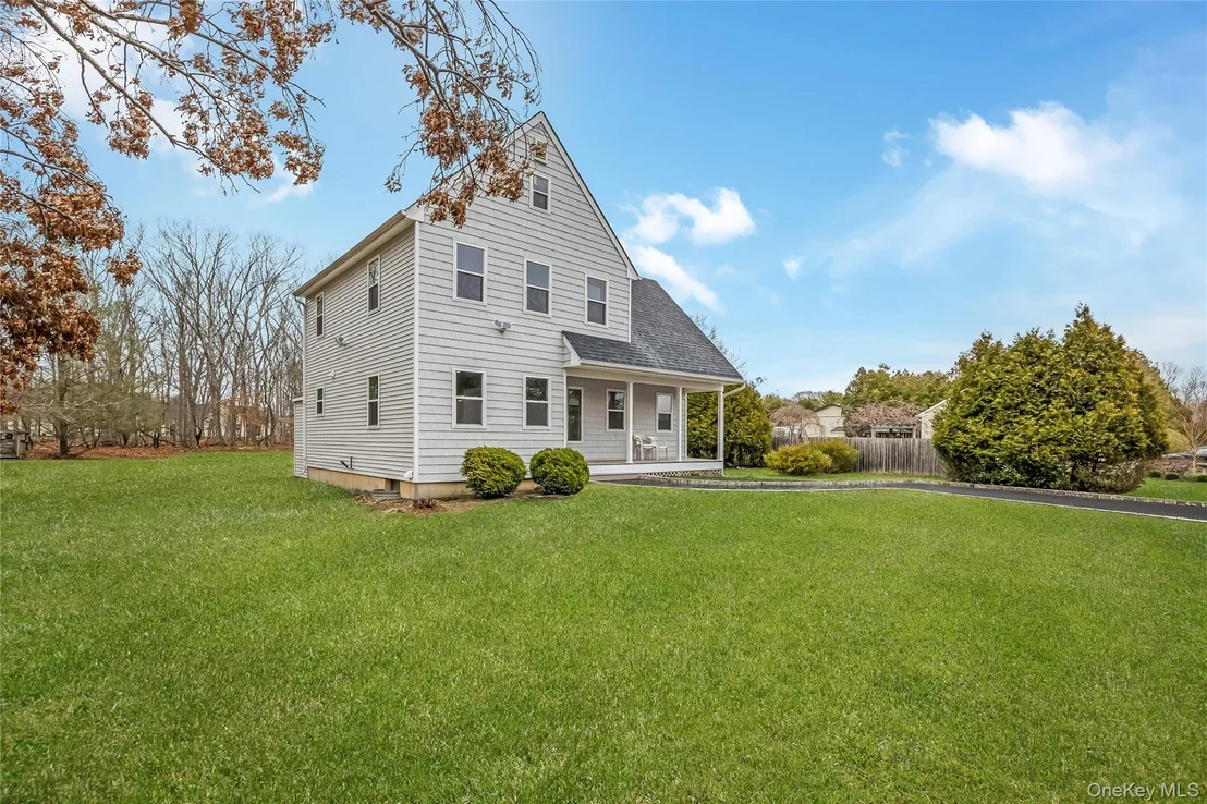 Photo of 24 Buckskin Lane
