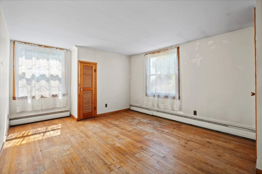 Photo of 151 Bellevue Place