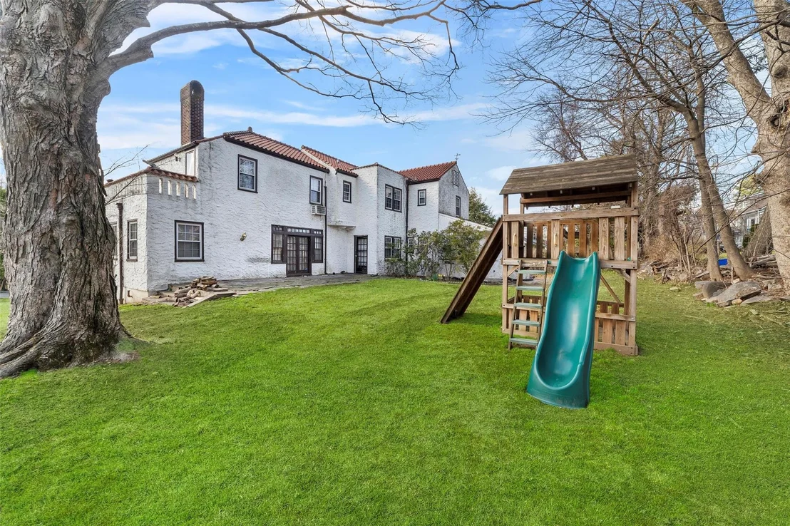 Photo of 47 Brookfield Road