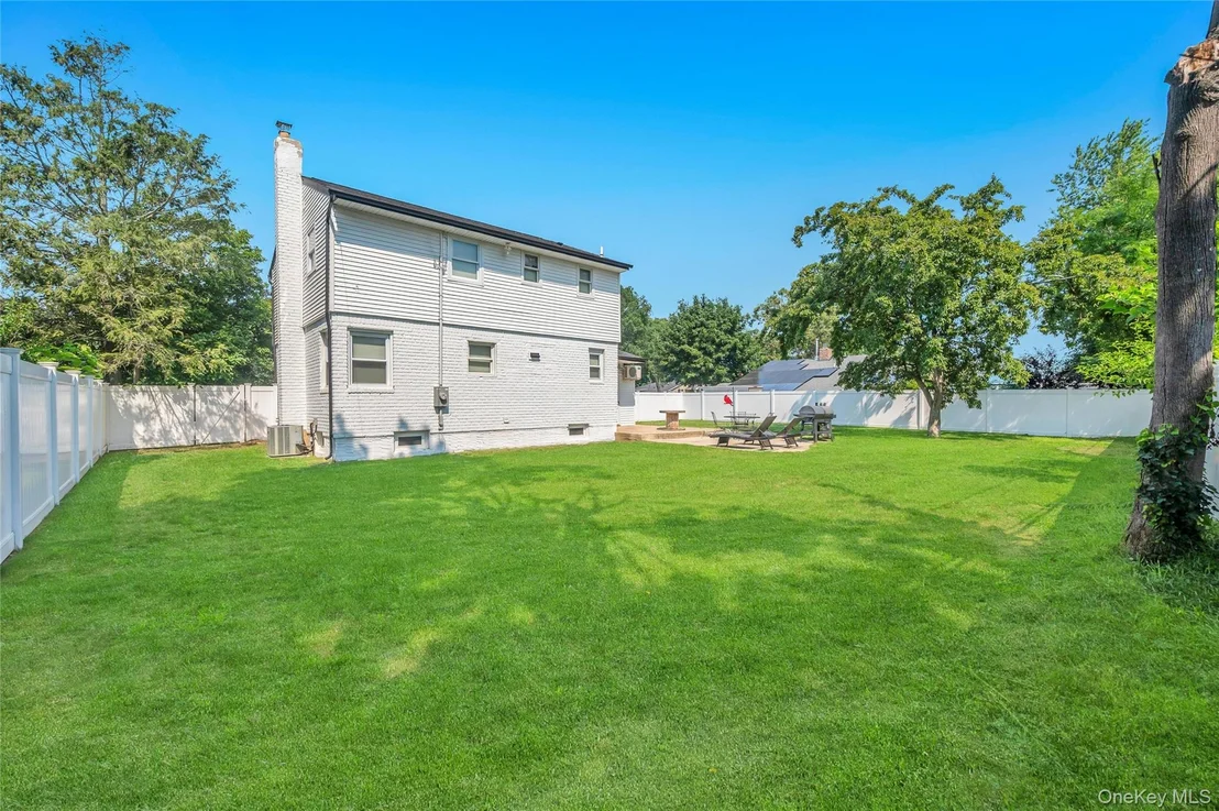 Photo of 241 Tree Road