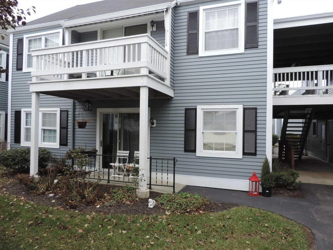 Photo of Unit A at 302 Commons Way