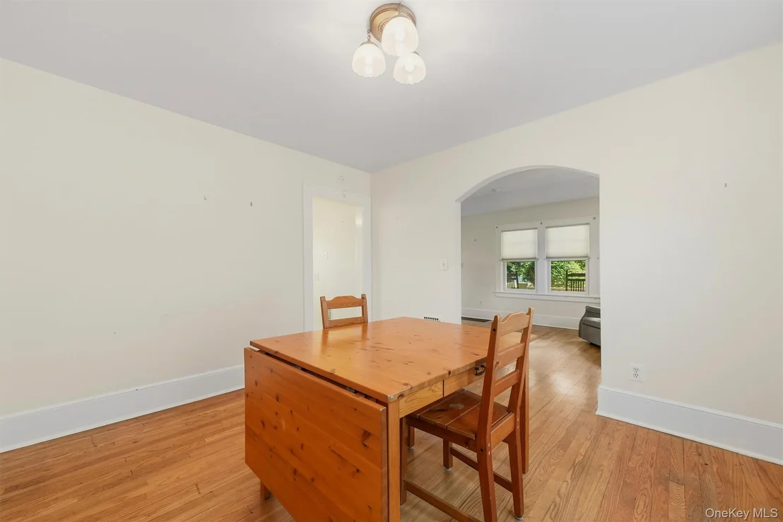 Photo of 14 Spoor Avenue