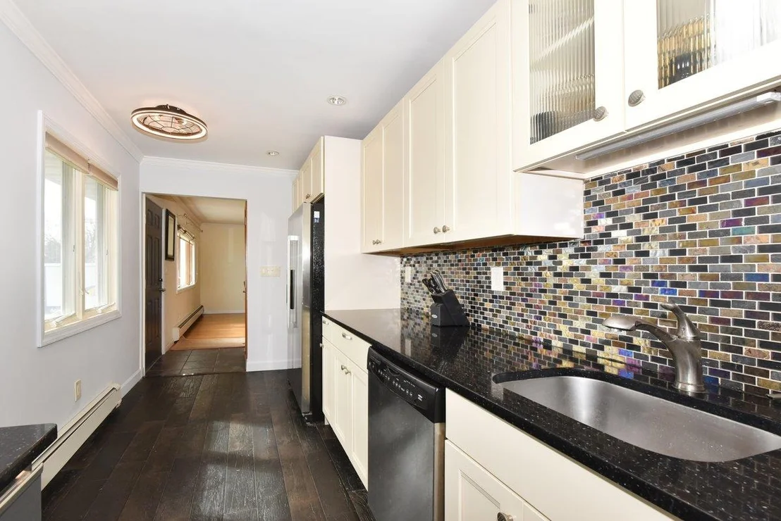 Photo of 5 Imogene Drive