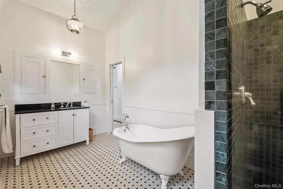 Photo of 67 Angels Hill