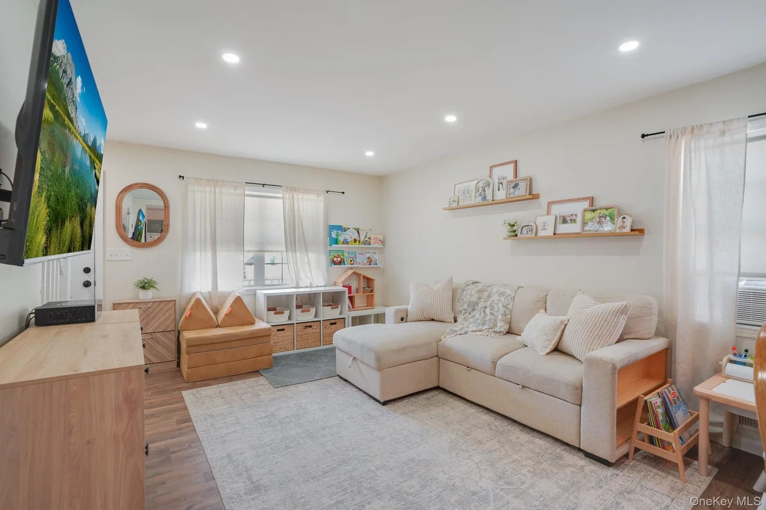 Photo of 2 Stuart Avenue