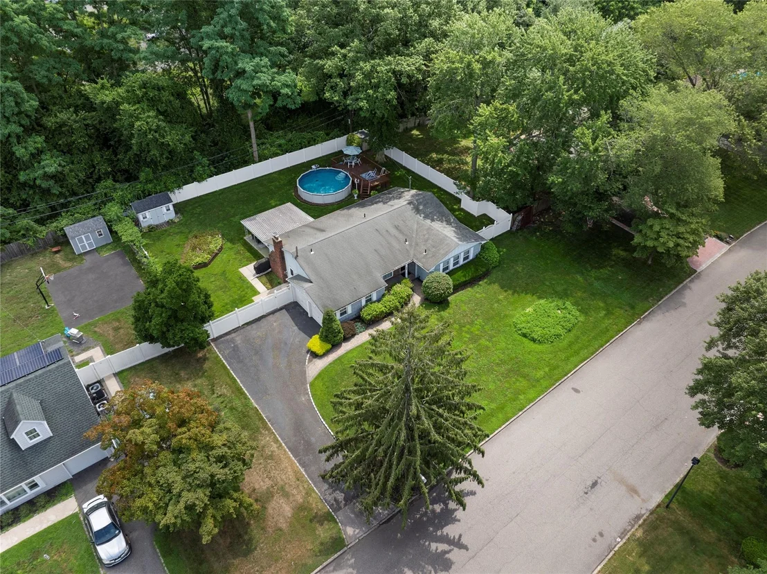 Photo of 39 Winfield Davis Drive