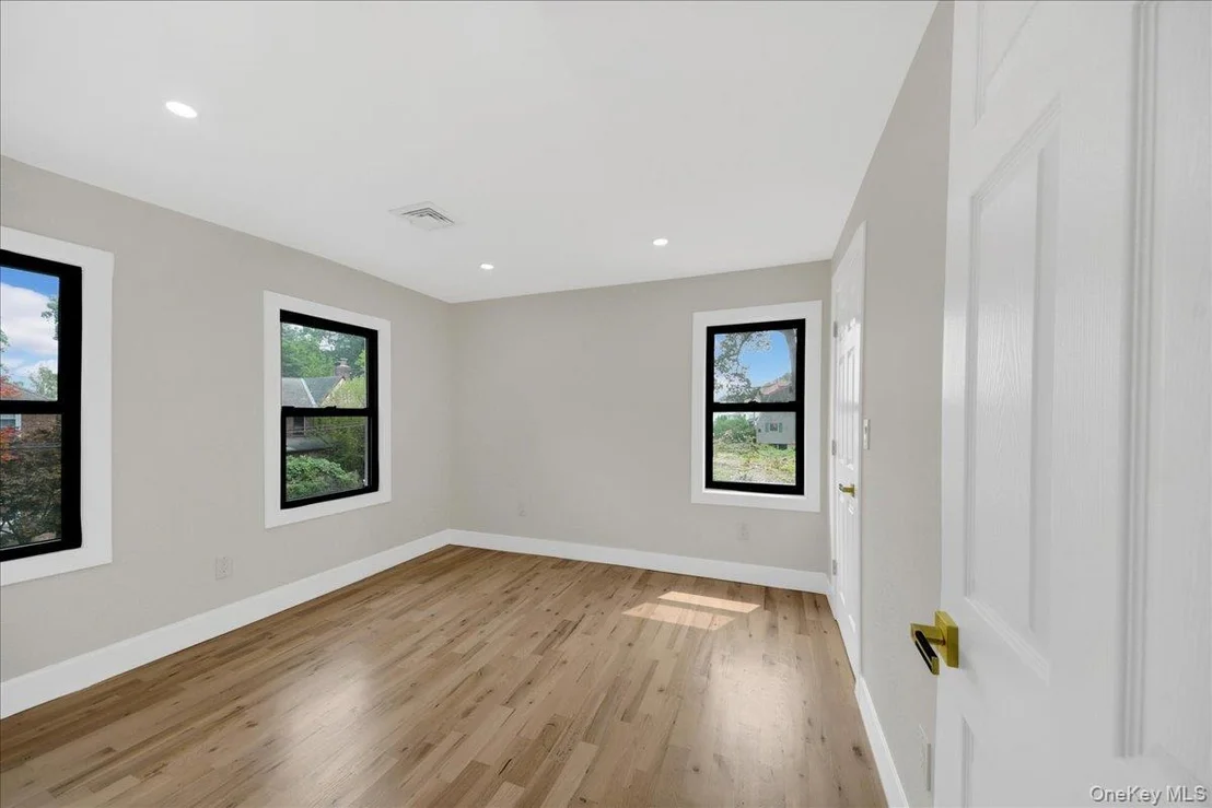 Photo of 81 Ridge Road