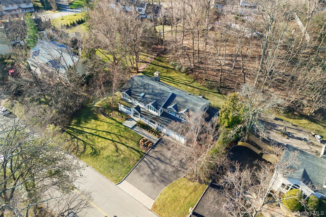 Photo of 330 Chestnut Drive