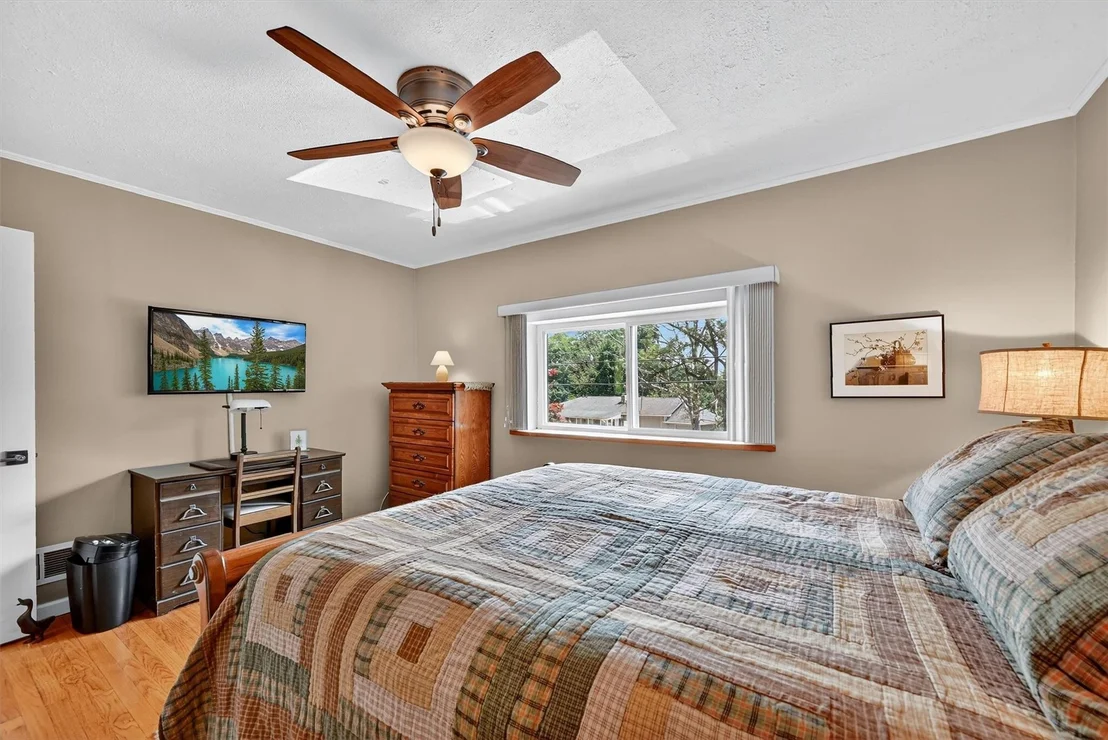 Photo of 299 Riley Road