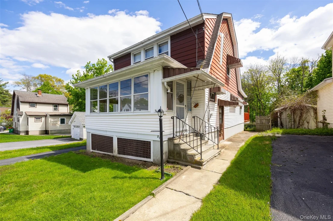 Photo of 6 Irving Avenue