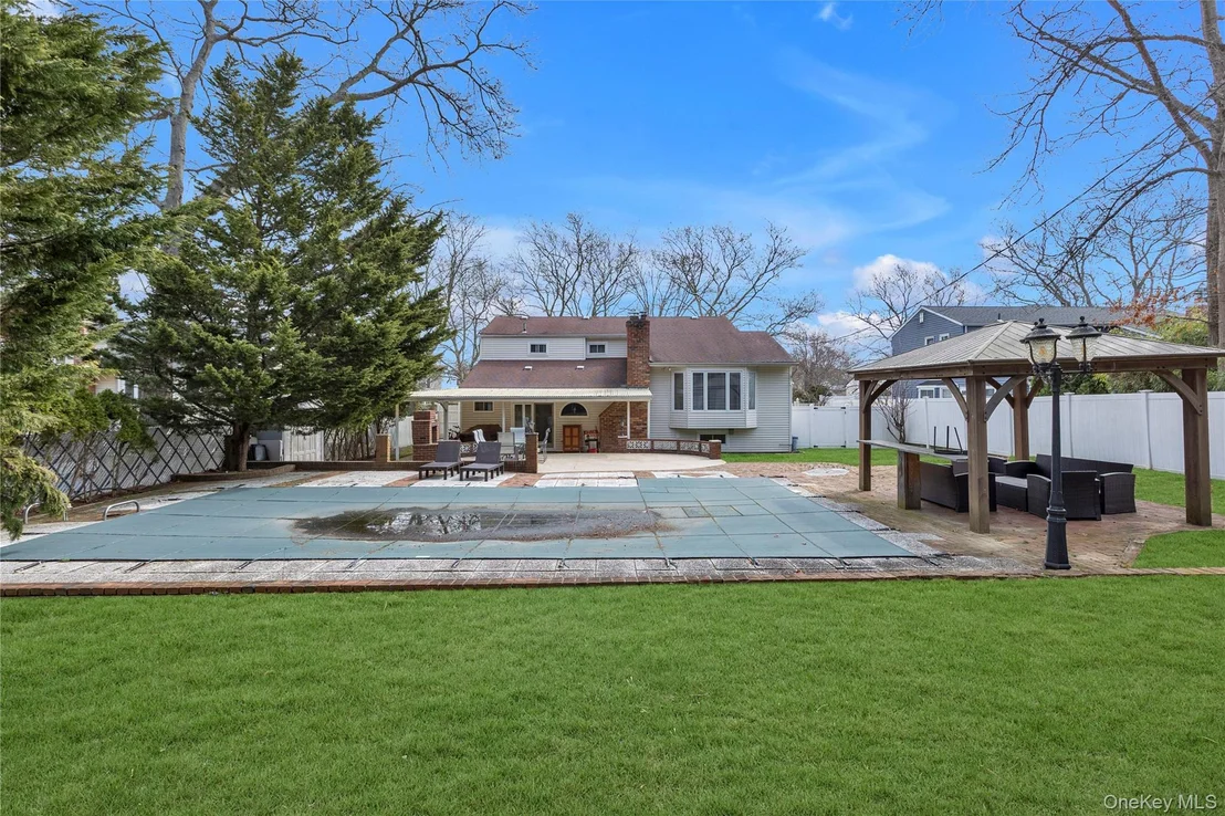 Photo of 154 Alexander Avenue