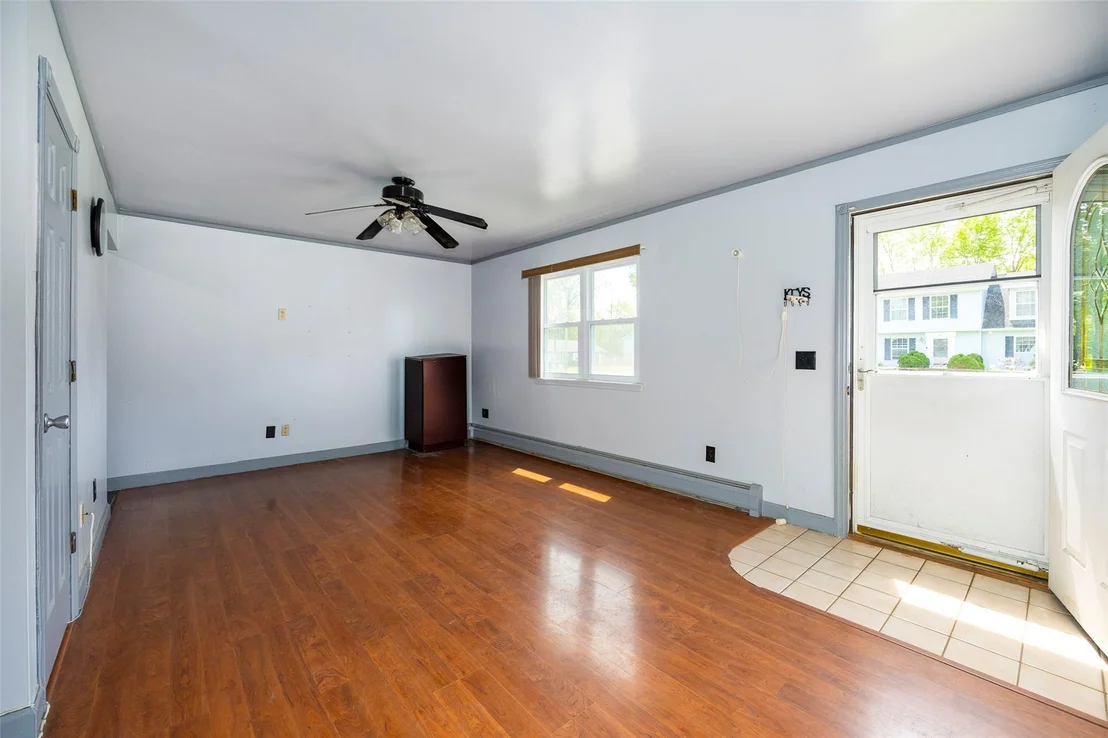 Photo of 21 Hawk Lane