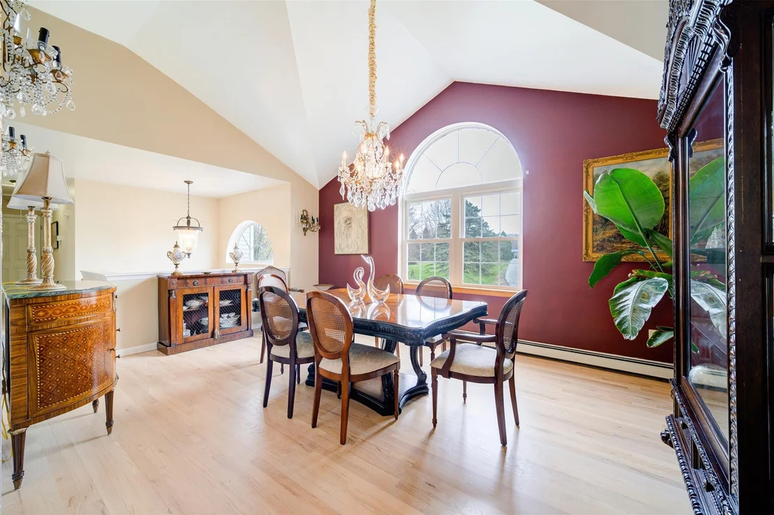 Photo of 8 Strawberry Lane