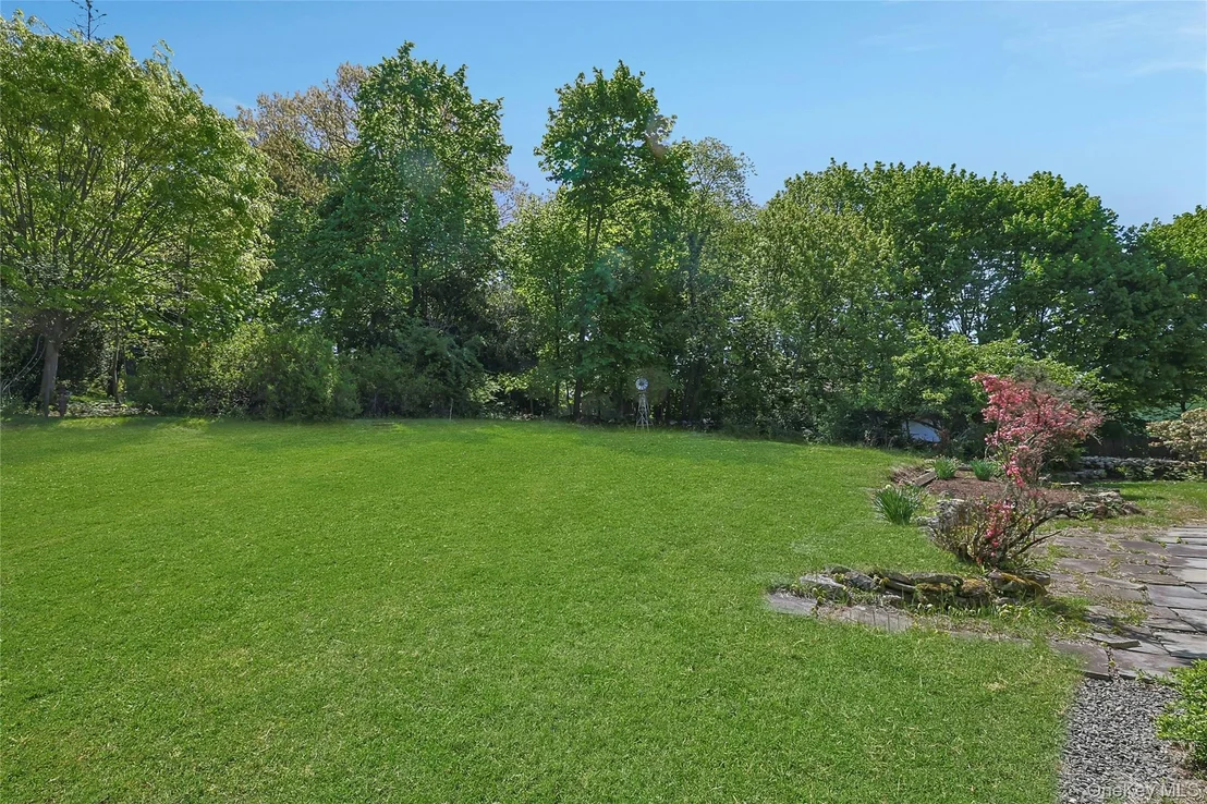 Photo of 16 Sunset View Drive