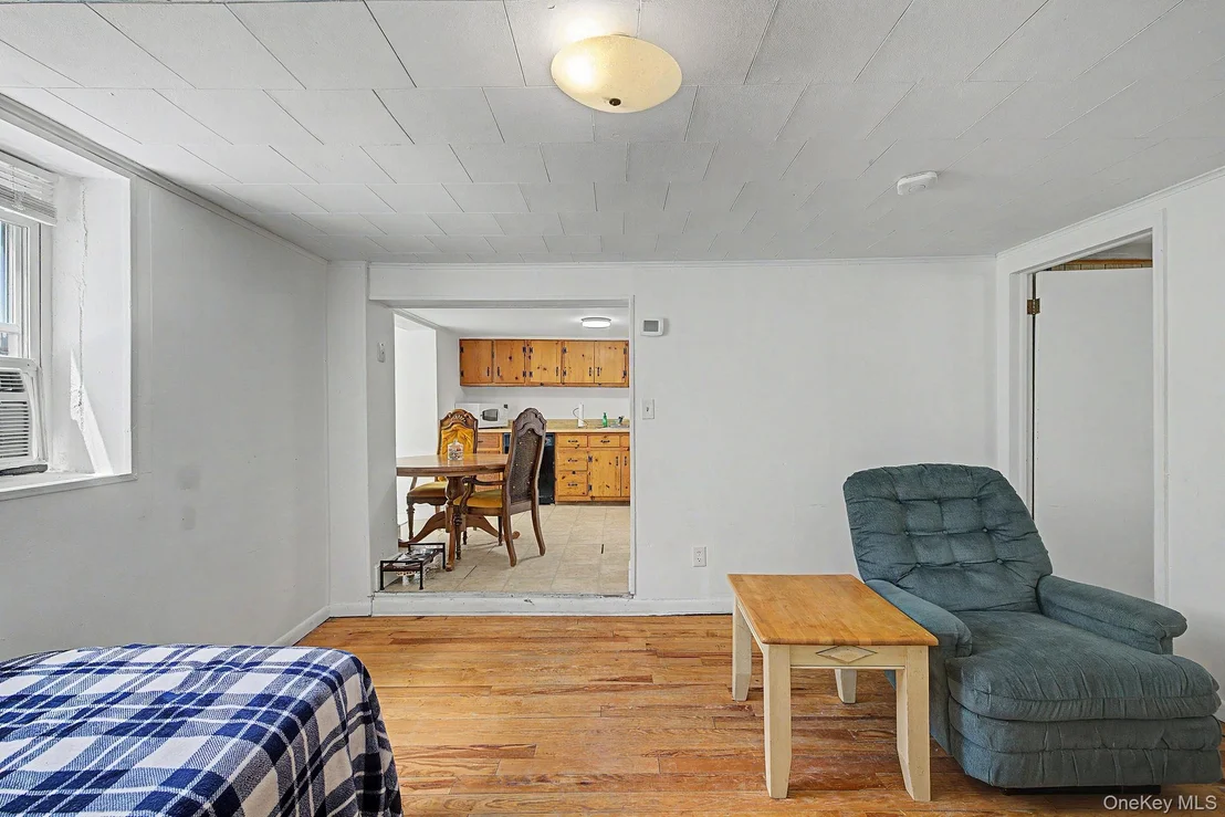 Photo of 121 Putnam Drive