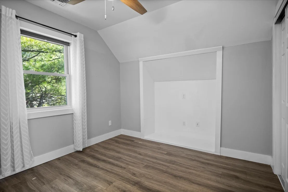 Photo of 86 Sinn Street