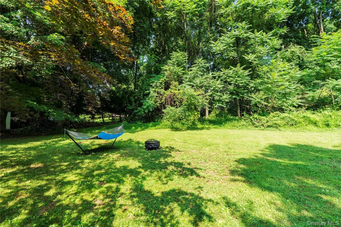 Photo of 24 S Gate Drive