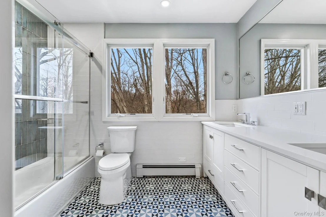 Photo of 40 Valley Pond Road