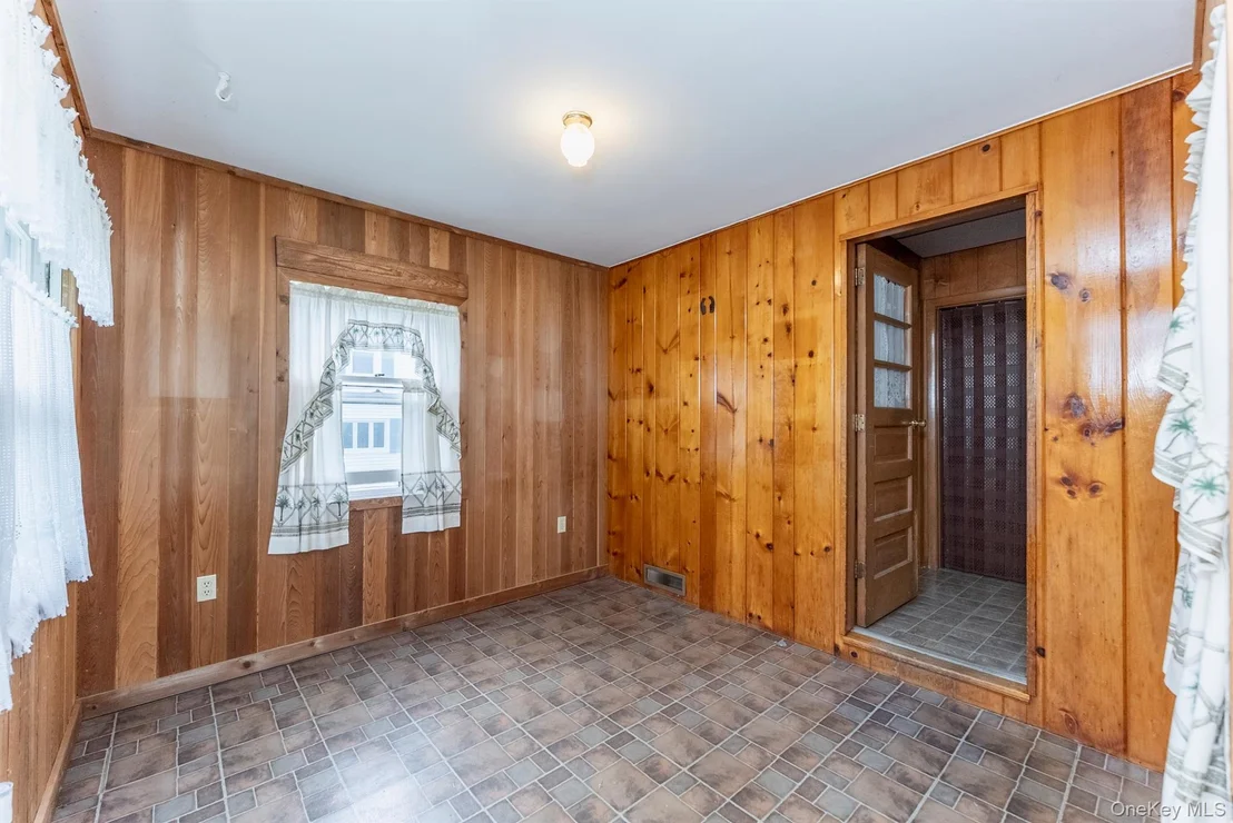 Photo of 23 Maple Street