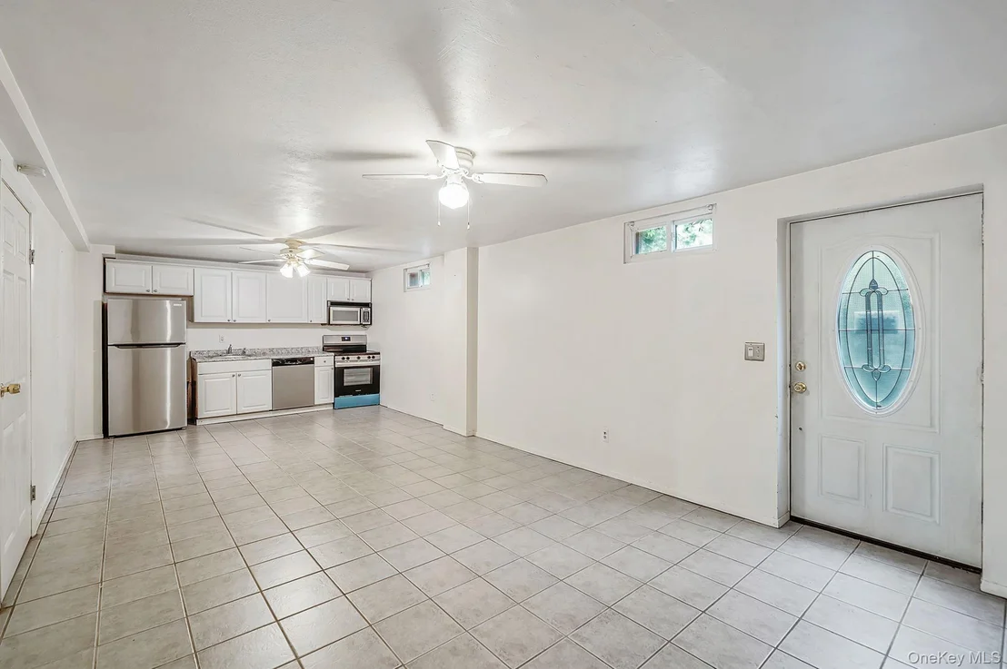 Photo of 61 Ledgewood Drive