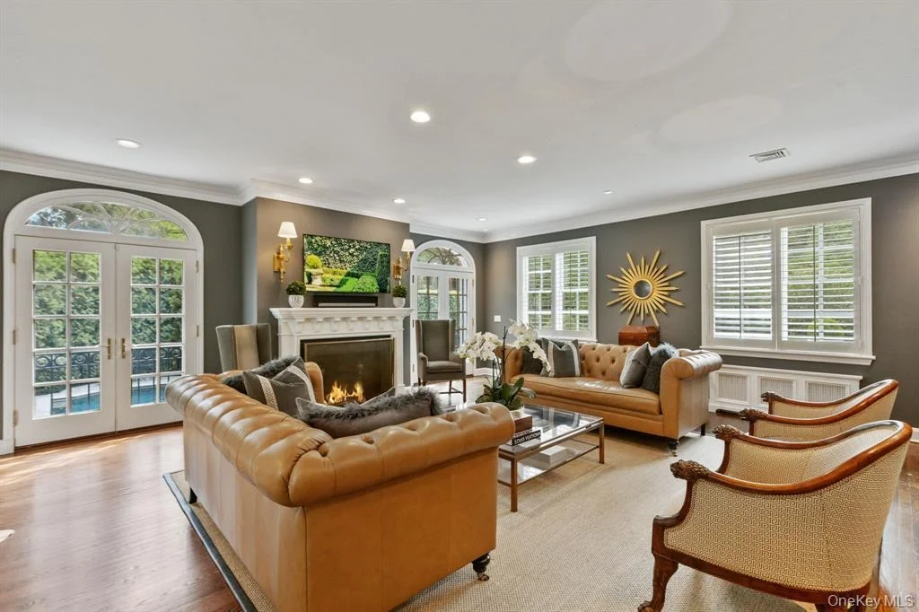 Photo of 8 Boxwood Lane