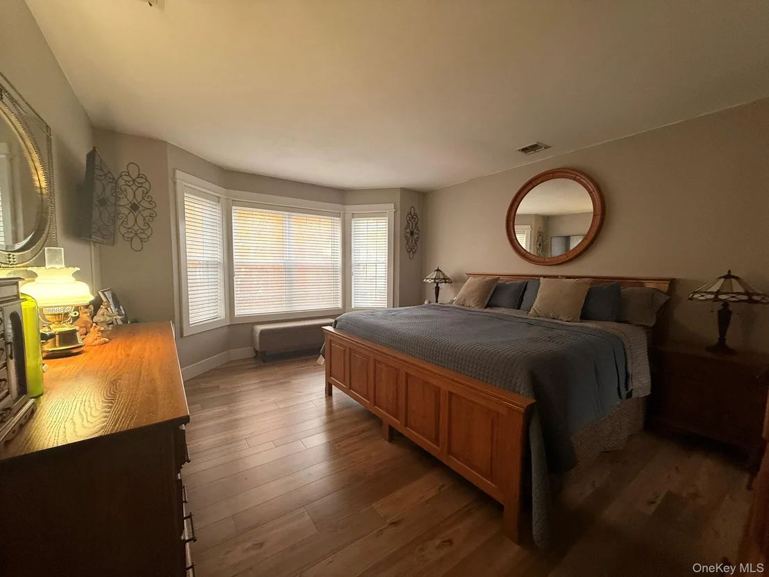 Photo of 40 Winnecomac Circle