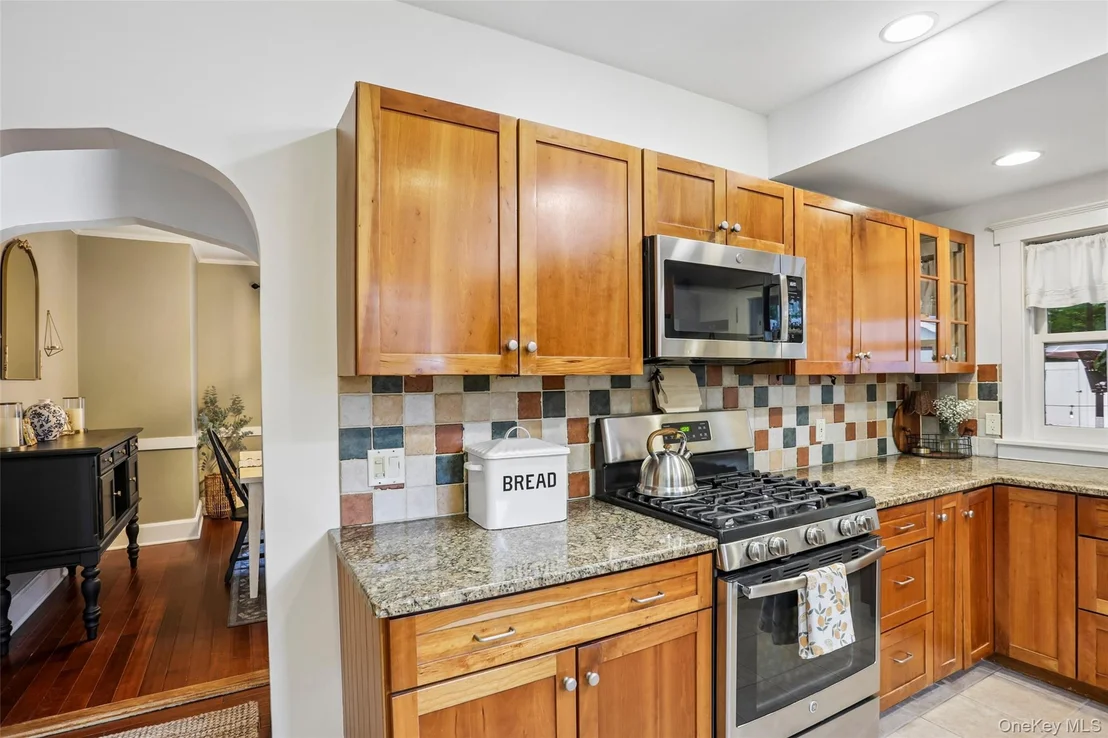 Photo of 75 Chestnut Avenue