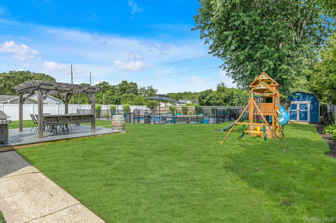 Photo of 92 Sequoia Way