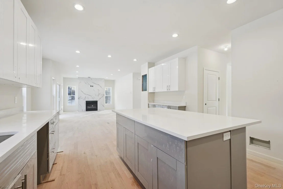 Photo of Unit LOT1 at 10 Vargas (AKA 70 Jessup Ln) Circle