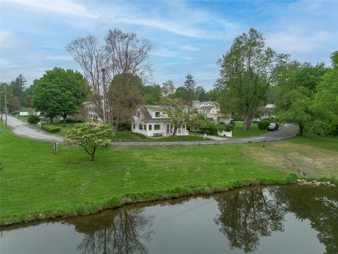 Photo of 47 Champlain Drive