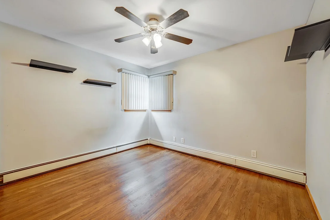 Photo of 781 Bermuda Road