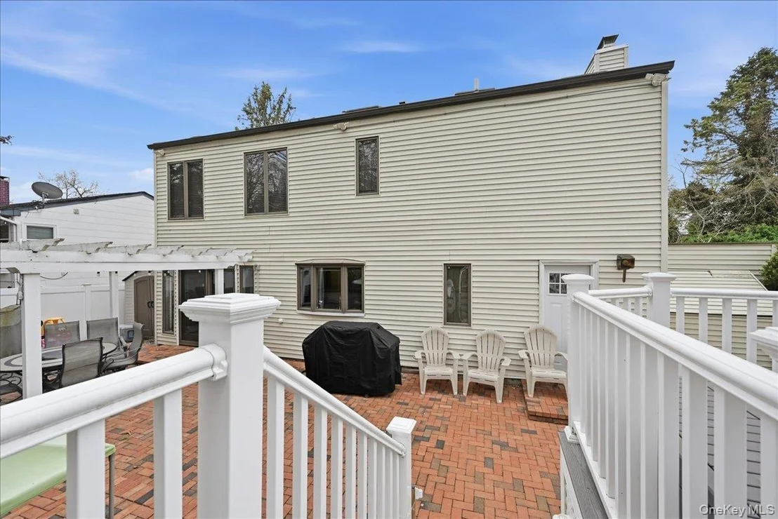 Photo of 9 Adrian Drive