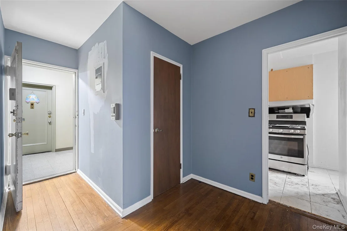 Photo of Unit B41 at 776 Bronx River Road