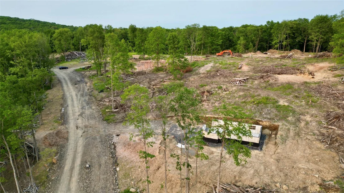 Photo of 31 Tamarack Drive