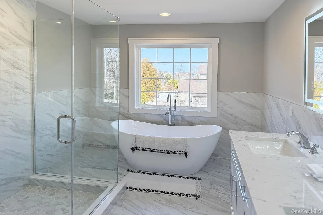 Photo of 255 Maple Avenue