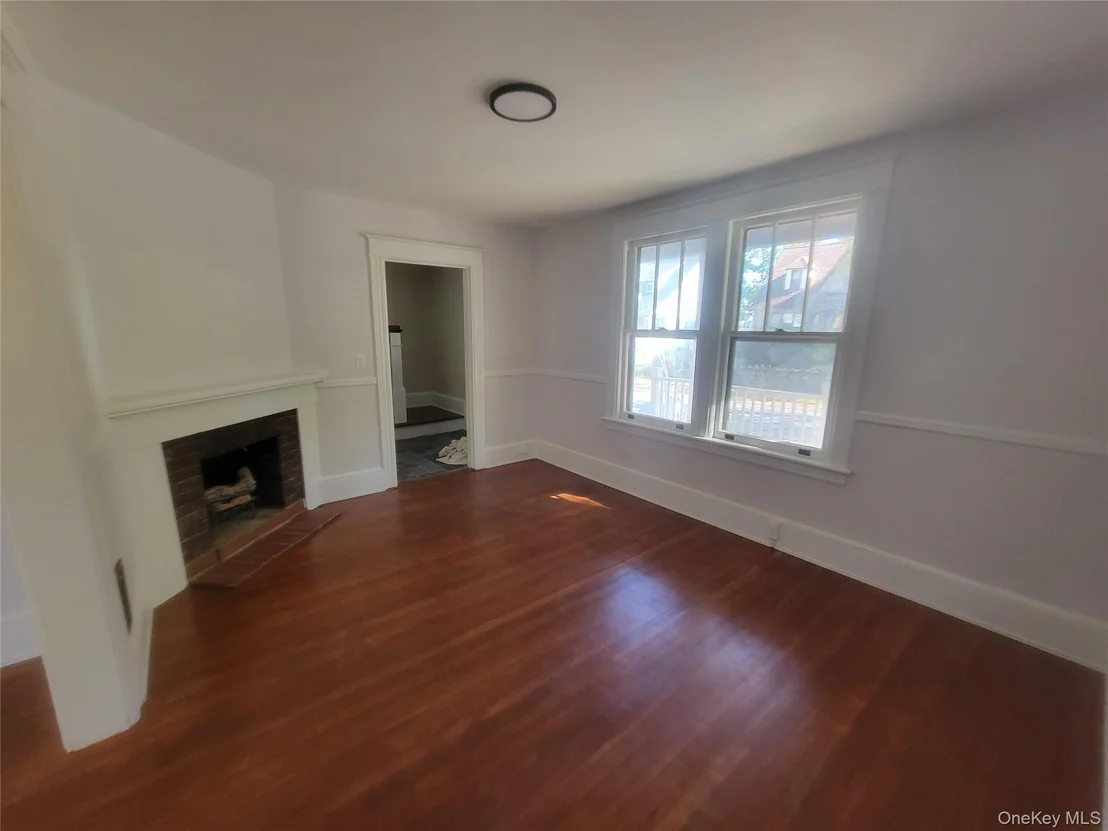 Photo of 29 Lewis Avenue