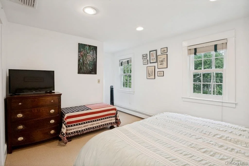 Photo of 312 Quaker Road