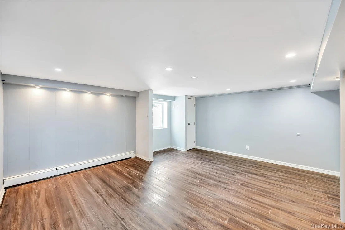 Photo of 64 Hodson Avenue