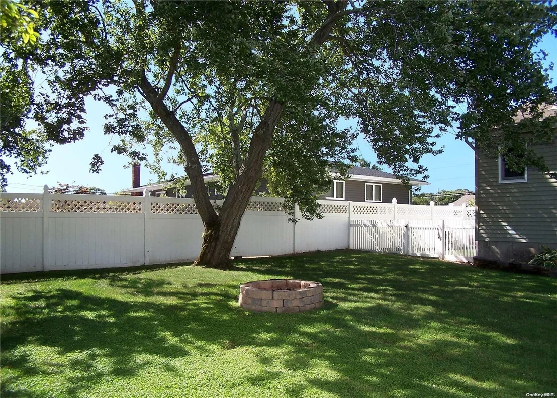 Photo of 88 Moody Avenue
