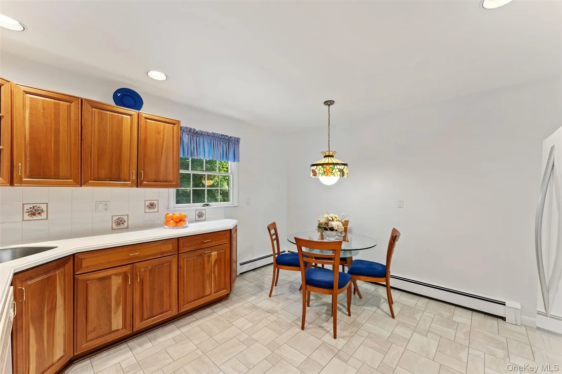 Photo of 12 Lyons Road