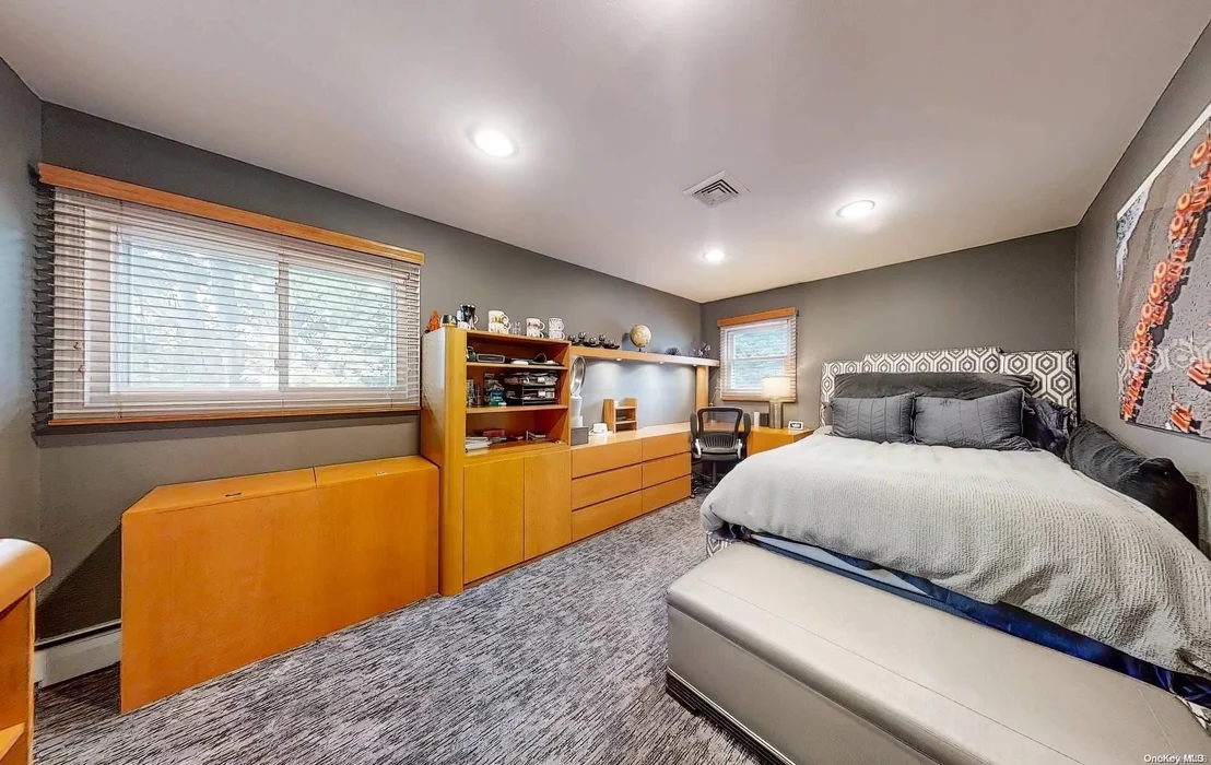 Photo of 34 Voorhis Drive